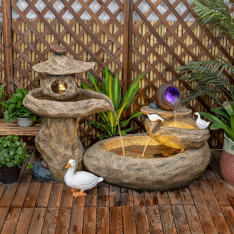 Fontana d'Acqua per Balcone Es - Aquarium Fish In Pond recensione e prezzo